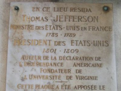 La plaque du 92, avenue des Champs-Elyses