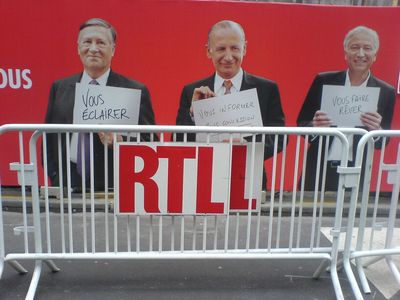 Au sige de RTL, rue Bayard
