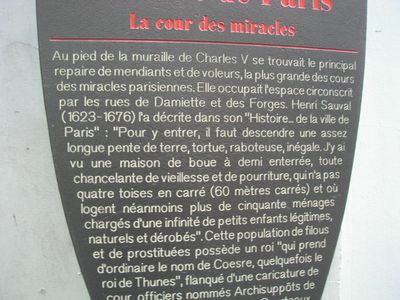 Panneau sur la Cour des Miracles